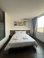 Xianglong Hotel