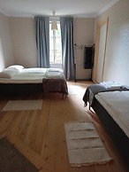 Room-kungsgarden BnB Room 2