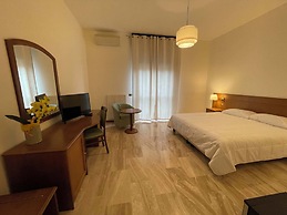 HOTEL CLEMENTI