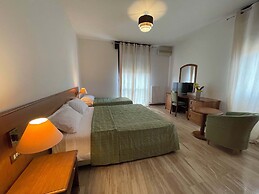 HOTEL CLEMENTI