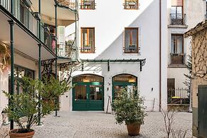 La Cour du 6