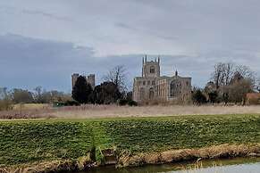 Lush Family Friendly Holiday Home Tattershall