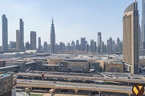 Vogue | Downtown with Direct Access to Dubai Mall