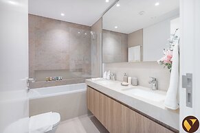 Vogue | Downtown with Direct Access to Dubai Mall
