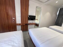 HOTEL RUDRAKSH