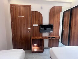 HOTEL RUDRAKSH