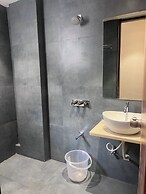 HOTEL RUDRAKSH