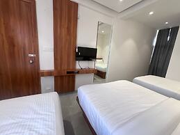HOTEL RUDRAKSH