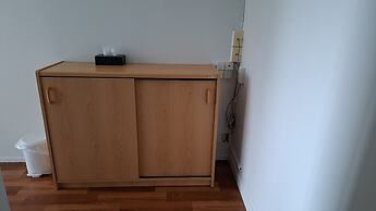1 Double 2 single 2 Sofa Beds Suite 4