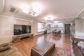 Sejong Party House