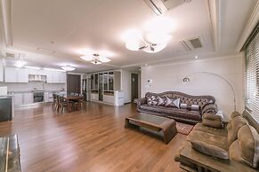 Sejong Party House