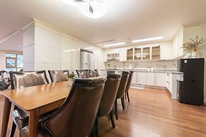 Sejong Party House