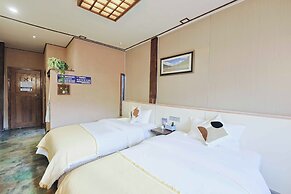 Daocheng Yading Shiruo Hotel