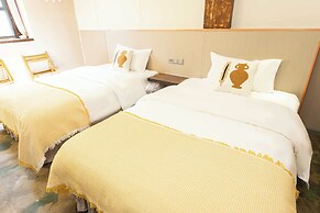 Daocheng Yading Shiruo Hotel