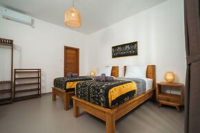 Zena Surf Suite