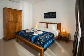 Zena Surf Suite