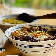 Chunqiu Banshan Leisure Resort