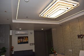 HOTEL ROYAL SQUARE