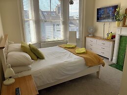 Coastal Charm Lets