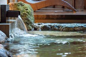 Yamanaka Onsen KAJIKASO