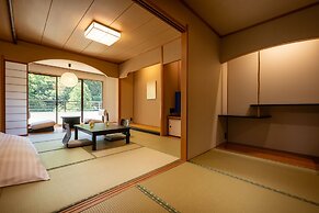 Yamanaka Onsen KAJIKASO
