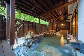 Yamanaka Onsen KAJIKASO