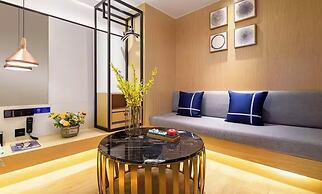 Z Holiday Hotel