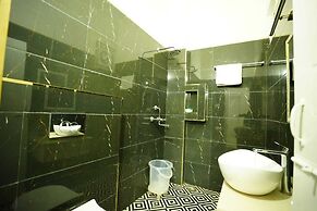 Hotel Drona Palace
