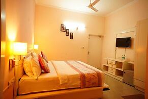 Hotel Drona Palace