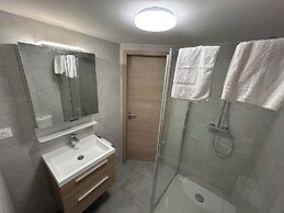 Hotel du Village