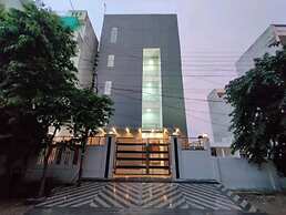 Hotel Blue Shine