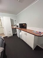 Agnes palms motel
