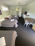 Agnes palms motel