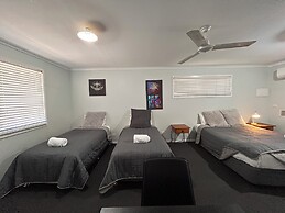 Agnes palms motel