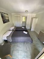 Agnes palms motel