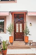 Leila Cunda Hotel & Coffee