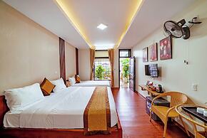 Nana House Homestay