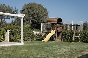 Ema's Guest House