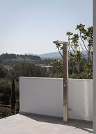 Ema's Guest House