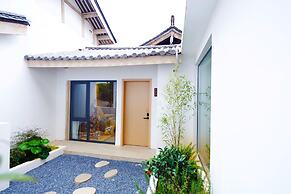 Jinghua Inn