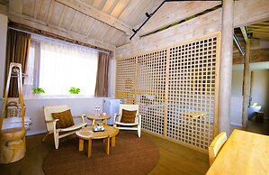 Jinghua Inn