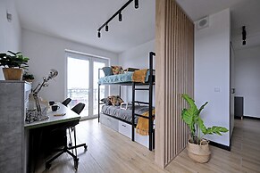 Zeus Apartments