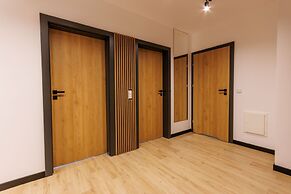 Zeus Apartments