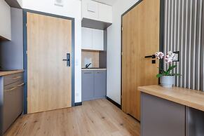 Zeus Apartments