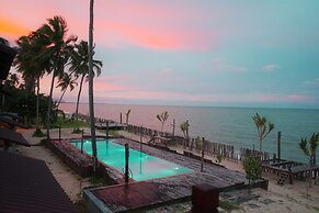 Laemsui Beach