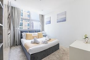 Waterfront 3BR with Marina View at DEC
