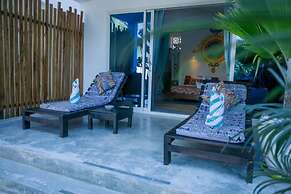 Aurora Boutique Hotel