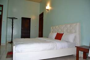 Comfort Hotel Ltd