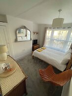 Charming Brighton Townhouse