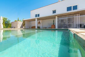 Laranjal Farm House